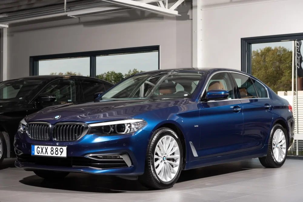 High-Resolution car images - Online Car Auctions