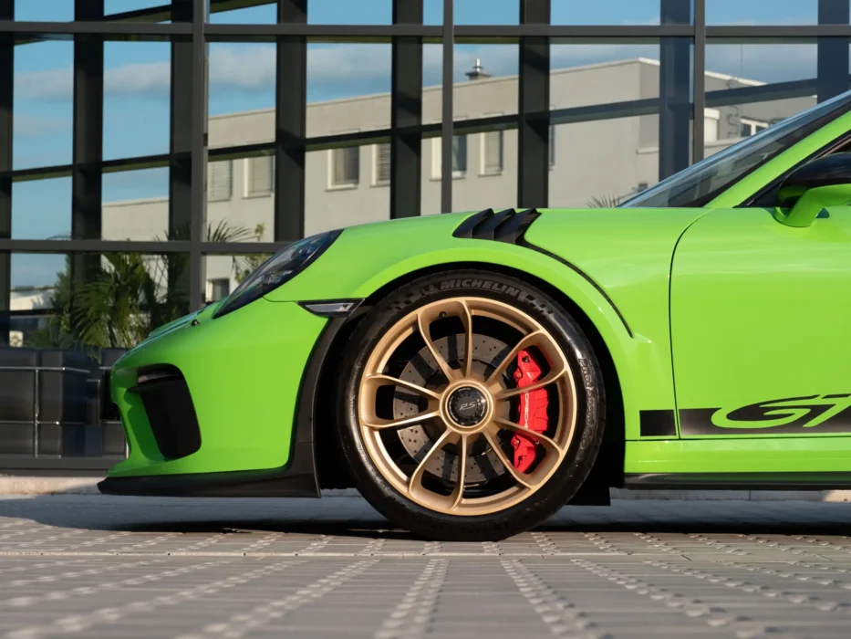 Online Car Auctions - Remove Imperfections for a Polished Finish